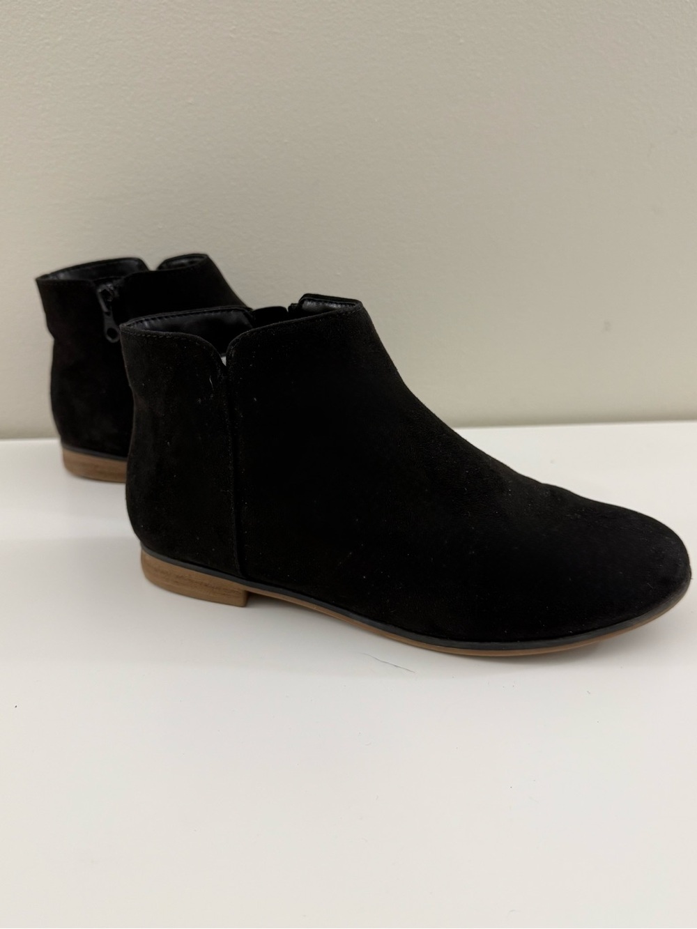 Classic Black Suede Girls Ankle Boots Cat & Jack